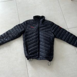 COPY - Black down fill power 650+ temperature